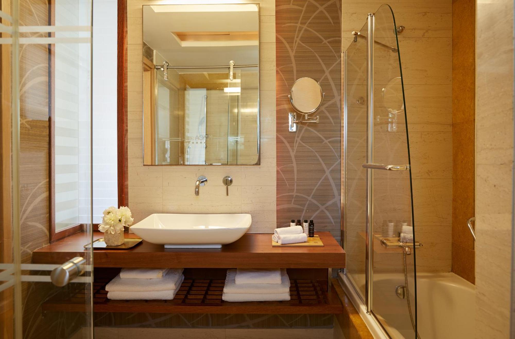 Imperial Doppelzimmer am Wasser mit eigenem Pool